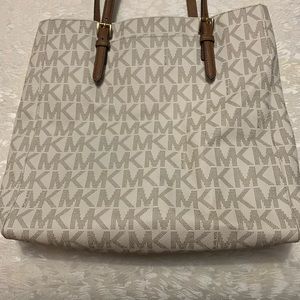 Michael Kors Tote